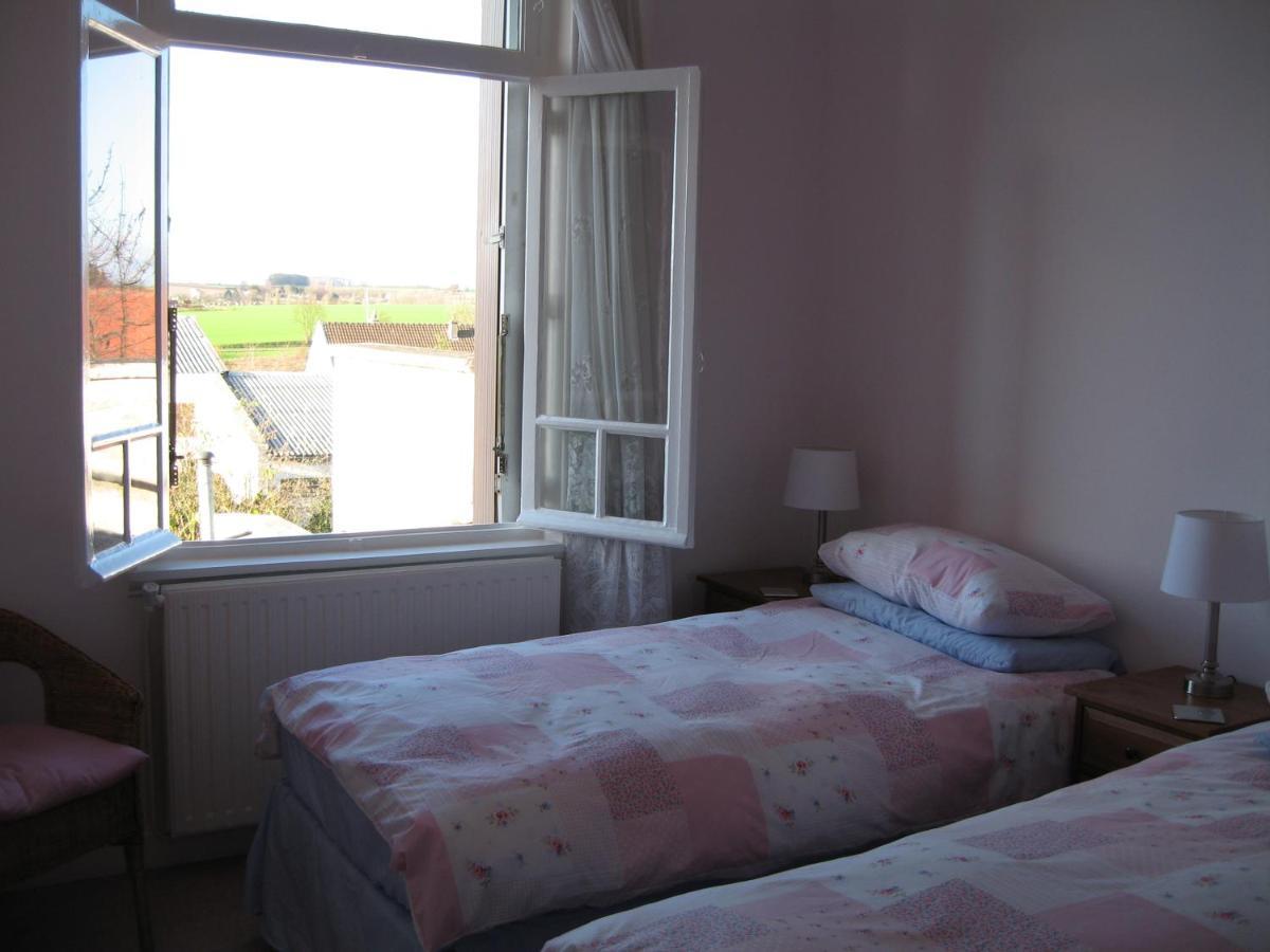 Spacious Quentoinise Town House Saint-Quentin  Ngoại thất bức ảnh
