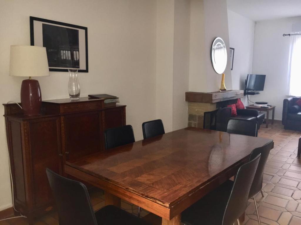 Spacious Quentoinise Town House Saint-Quentin  Ngoại thất bức ảnh