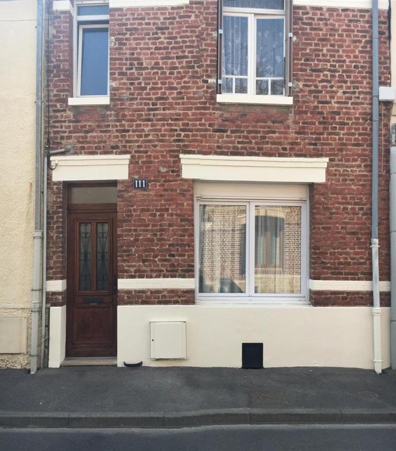 Spacious Quentoinise Town House Saint-Quentin  Ngoại thất bức ảnh